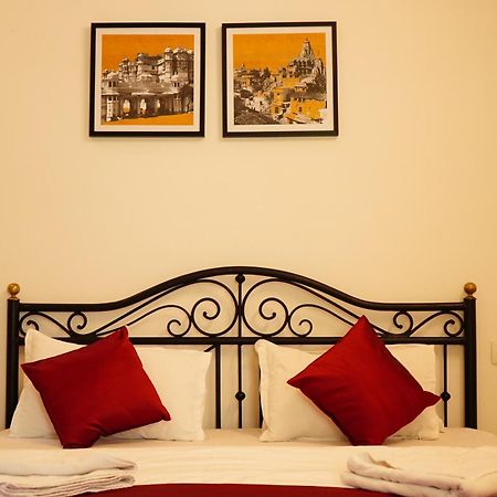 אודייפור Rising Shemesh Home Stay מראה חיצוני תמונה