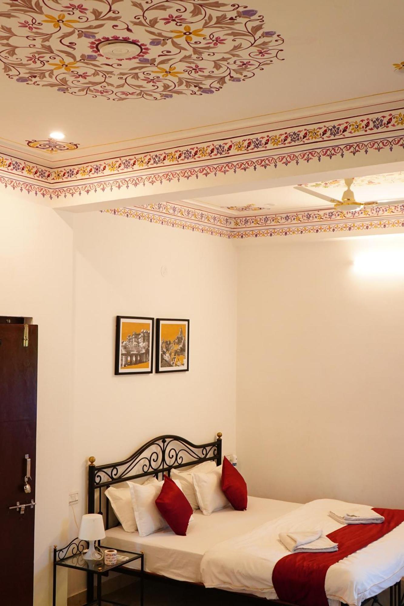 אודייפור Rising Shemesh Home Stay מראה חיצוני תמונה