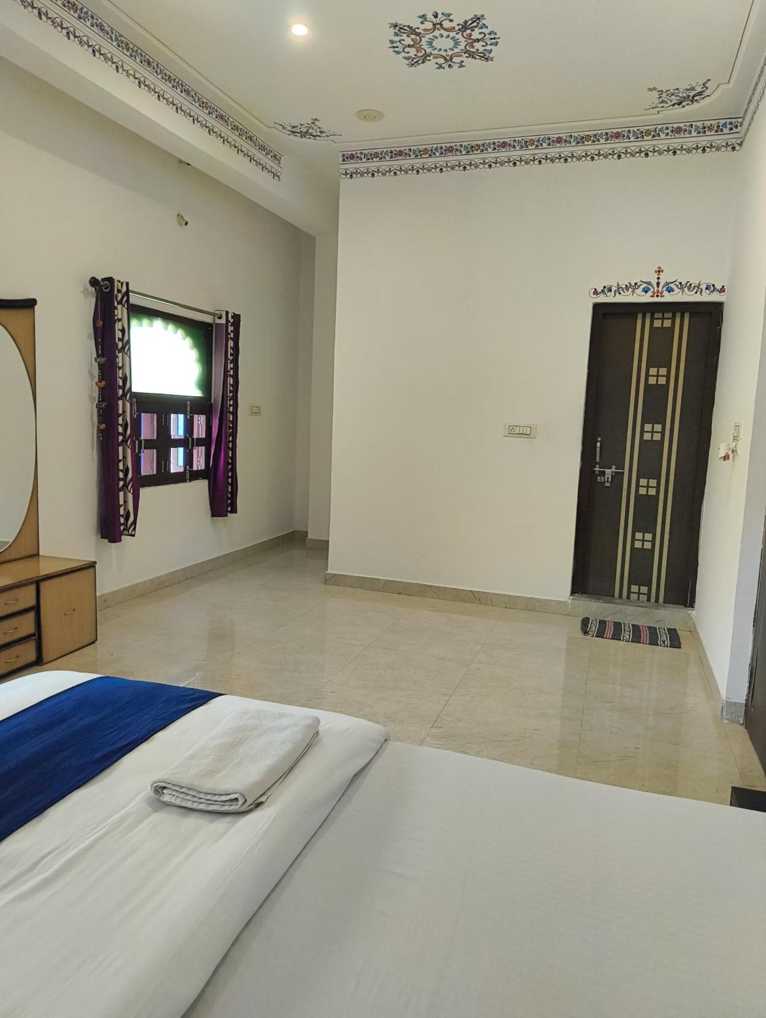 אודייפור Rising Shemesh Home Stay מראה חיצוני תמונה